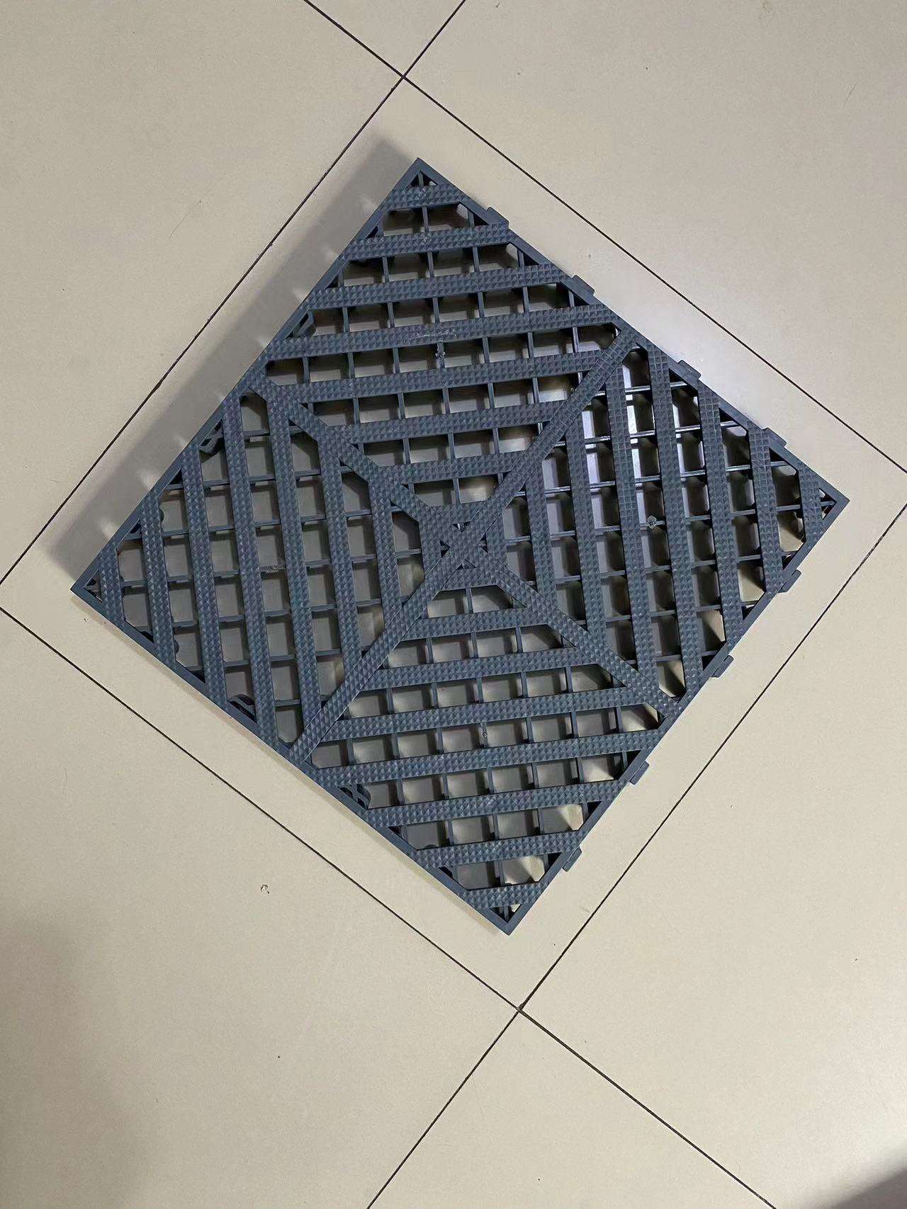 สีเทาอ่อน