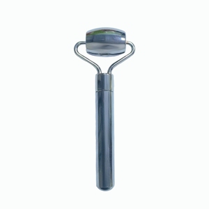 ลูกกลิ้งหน้าโลหะผสมสังกะสีขนาดเล็กสำหรับยกกระชับใบหน้า - Product Image 1