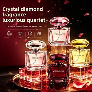 Eau de toilette liquide personnalisée aux senteurs fruitées, boisées et florales, sans alcool, longue durée, en spray, portable - Product Image 1