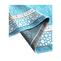 Tapis de prière en chenille polyester personnalisable en gros, fabriqué à la machine, lavable, de haute qualité, tapis islamique pour les voyages et la maison