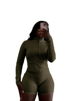 Ensemble 2 Pièces de Luxe pour Femme : Veste Courte et Short Assorti – Collection Designer Service Clientèle
