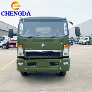 Camiones Cisterna de Combustible Móviles Howo 4x2 4x4 Mini Pequeños Ligeros de 5000L 8000 Litros 5cbm para Entrega de <span class=keywords><strong>Gasolina</strong></span> y Petróleo - Product Image 3