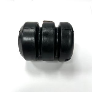 Bujes de Goma de 30*96*118 mm para Suspensión de Camiones, Piezas OEM 20533294 1624486 1696042 1506399 113508 - Product Image 1