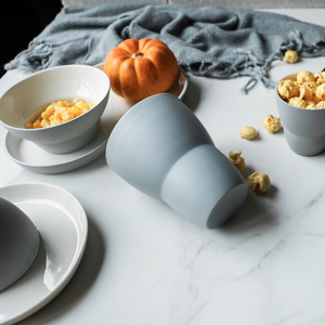 <span class=keywords><strong>Set</strong></span> di stoviglie in ceramica nordica unico opaco insalata Dessert piatto di frutta piatto di Sushi Cappuccino tazza di caffè tazza di tè ciotola di zuppa vaso di latte - Product Image 5