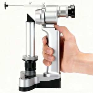 Microscopio de Hendidura LED Portátil InnoVue Opto PSL-1 con Diseño de Mano para Exámenes Oftalmológicos y Veterinarios, Color Plateado - Product Image 1