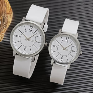 Femmes Hommes <span class=keywords><strong>Montre</strong></span> à Quartz Numérique Couple Montres pour Cadeau Boîtier en Alliage Bracelet en Silicone <span class=keywords><strong>Montre</strong></span> pour Hommes et Femmes Style Polyvalent - Product Image 3
