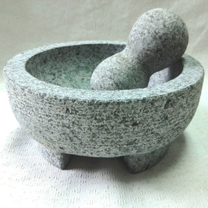 Venta al por mayor precio barato redondo granito piedra Molcajete <span class=keywords><strong>guacamole</strong></span> Maja conjunto caja embalada condimento para sal y uso de alimentos - Product Image 1