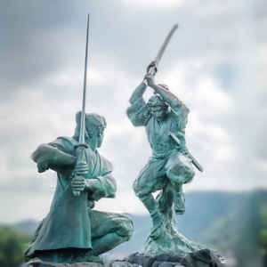 Sculpture de samouraï japonais réaliste en bronze coulé en métal de grande taille, personnalisée, soudée, pour jardin extérieur - Product Image 4