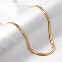 Collier à chaîne à chevrons en or 18 carats plaqué étanche pour hommes femmes bijoux de mode collier à chaîne serpent plat en acier inoxydable