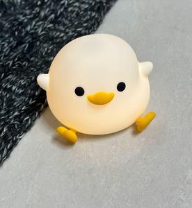 <span class=keywords><strong>Doudou</strong></span> Duck Mini <span class=keywords><strong>Veilleuse</strong></span> : Lampe de Bureau Mignonne et Aide au Sommeil avec Lampe Torche Rechargeable - Product Image 2