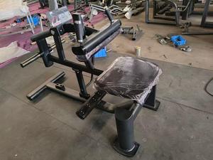 Appareil d'entraînement des mollets assis, haute capacité de charge, pour salle de sport commerciale, fitness et musculation (vente en gros) - Product Image 5
