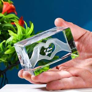 Heißer Verkauf billigste Valentinstag Muttertag Geschenke benutzer definierte Laser gravur 3D Hand Kristall Handwerk für Souvenir - Product Image 5