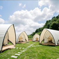 Tente de safari en toile de luxe imperméable en PVC pour le glamping en plein air, tente de forme de voile pour hôtel, tente de camping pour complexe hôtelier