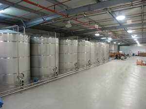 Réservoir de stockage de vin en acier inoxydable Cubique 50 000 litres - Product Image 5