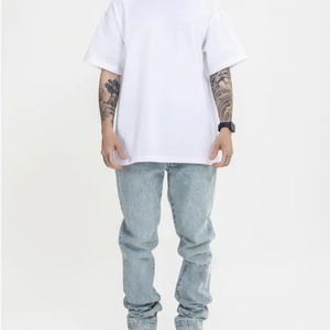 Camiseta de Cuello Redondo Extra Grande para Hombre, Color Blanco Clásico, 95% Algodón, 5% Elastano, de Alta Calidad, en Oferta - Product Image 3