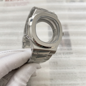 Vente directe pas cher prix 904l boîtier en acier inoxydable luxe saphir cristal dos 41mm montre pièces boîtiers