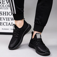 Nouvelle version 2020 – Chaussures de course respirantes en maille pour hommes avec semelles souples antidérapantes – Baskets noires tendance pour l'été