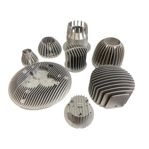 Piezas de fundición a presión de aleación de aluminio para carcasa de luz de lámpara LED Tratamiento de superficie pulida con materiales de plástico y madera - Product Image 1