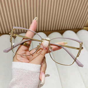 <b>Metal</b> <b>Frame</b> Eyeglasses Full Framework Photochromic Blue Light Blocking Women's Fashion Glasses 9038 - Product Image 3