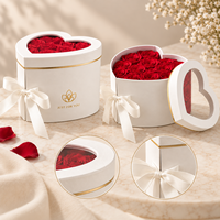 Scatola Regalo Rigida in Cartone con Finestra a Forma di Cuore, Fiocco in Nastro Dorato e Logo Personalizzato