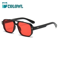 Lunettes de soleil polarisées rétro carrées unisexes UV400 légères confortables à monture intégrale avec verres PC rouges et logo personnalisé