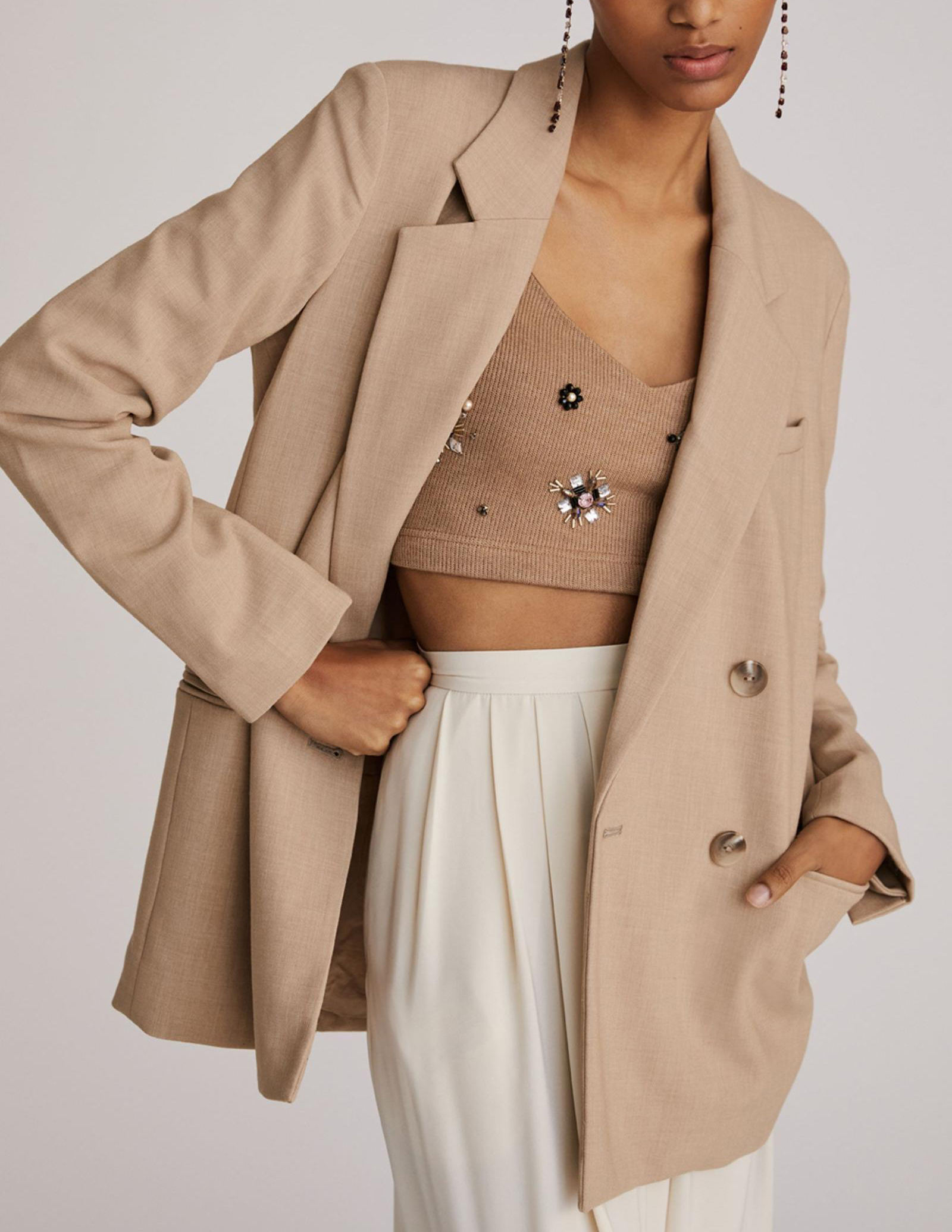 สีน้ำตาล