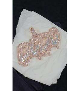 Colgante de Lujo Personalizado para Hombre con Letra y Nombre, Chapado en Oro Rosa, Plata de Ley 925, con Diamantes Moissanite D VVS, Estilo Hip Hop Iced - Product Image 1