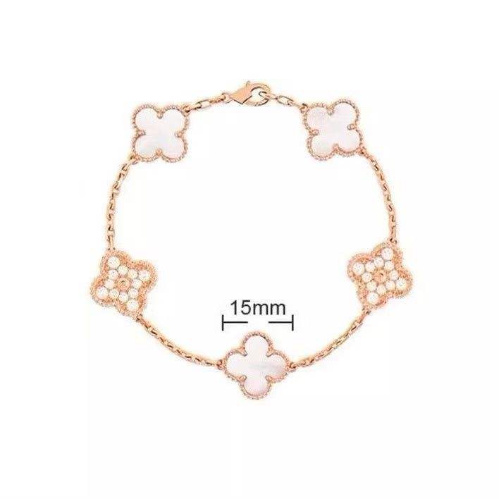 Coquille blanche en or rose + diamant