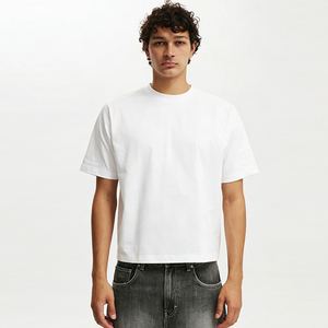 T-Shirt Streetwear con Logo Personalizzato, Cotone, Girocollo, Oversize, Taglio Corto per Uomo - Product Image 1