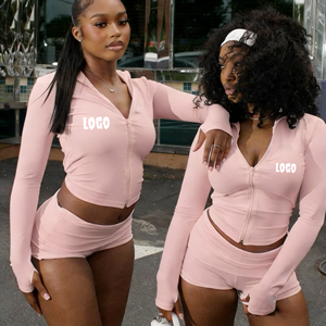 Set Yoga da <span class=keywords><strong>Donna</strong></span> con Logo Personalizzabile, Giacca a Maniche Lunghe e Pantaloncini Progettati per <span class=keywords><strong>Sport</strong></span> e Fitness, Completo Estivo da <span class=keywords><strong>Donna</strong></span> - Product Image 2