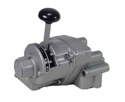 Commutateur directionnel pneumatique AVENTICS R431003806 ROTAIR-8P-1S à 8 positions pour le secteur pétrolier - Product Image 1