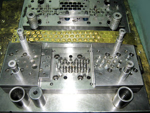 SamDun LH-01 Herramientas de Estampado Metálico de Alta Calidad a <span class=keywords><strong>Precio</strong></span> de Fábrica con Prensa de Punzonado de Alta Velocidad para Maquinaria de Moldeo de Joyería - Product Image 6