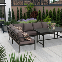 Ensemble de salle à manger extérieur moderne avec foyer, table de patio en métal durable, chaise longue de jardin confortable pour hôtel et cour