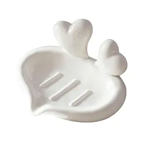 Cute Shape Soap Holder with Drainage Lovely Trays Heart White Ceramic Soap Dish