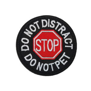 新到货服务狗贴，带钩环刺绣宠物狗Naem贴，用于宠物服装 - Product Image 2