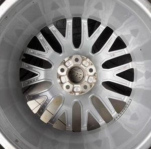 Jante de roue de secours d'origine pour Audi Q7 avec <span class=keywords><strong>pneu</strong></span> authentique 285 40 R20, jante de <span class=keywords><strong>pneu</strong></span> de voiture authentique pour Audi Q7 Ntinental UltraContact - Product Image 5