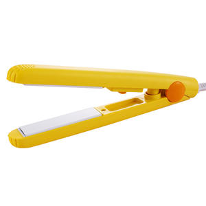 <span class=keywords><strong>Mini</strong></span> lisseur de <span class=keywords><strong>cheveux</strong></span> en céramique personnalisé avec logo OEM, petit lisseur <span class=keywords><strong>pour</strong></span> <span class=keywords><strong>cheveux</strong></span> <span class=keywords><strong>courts</strong></span>, <span class=keywords><strong>fer</strong></span> <span class=keywords><strong>à</strong></span> friser de voyage - Product Image 2