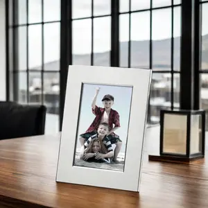 Heerlijk 5X7 Inch Home Decor Herinneringen Fotolijst Eeuwige Metalen Ijzer Verzilverde Fotolijst