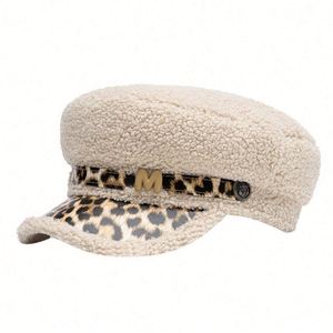 หมวกเบเร่ต์ลายเสือดาวขนแกะสำหรับผู้หญิงแฟชั่นฤดูใบไม้ร่วงฤดูหนาวปี 2024 รุ่นใหม่ หมวกทรงแบนแบบทหารเรือ อุ่นสบาย - Product Image 1