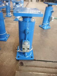 Cilindro Hidráulico de Inclinación Tipo Pistón para Montacargas Eléctrico, Doble Acción, Cromado Duro, Bomba de 16Mpa, Marca BoTeng - Product Image 2