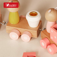Train en bois rose avec bougies d'anniversaire, chiffres, blocs empilables et figurines d'animaux pour les jeux de simulation et les célébrations d'enfants W04A649E