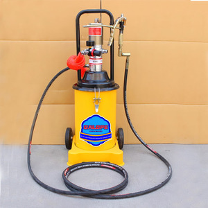 <span class=keywords><strong>Pistolet</strong></span> d'injecteur de <span class=keywords><strong>graisse</strong></span> <span class=keywords><strong>pneumatique</strong></span> à haute pression portable 13KG 15KG 18KG <span class=keywords><strong>Pistolet</strong></span> d'injecteur de <span class=keywords><strong>graisse</strong></span> <span class=keywords><strong>pneumatique</strong></span> 12L 20L 35L 40L <span class=keywords><strong>Pompe</strong></span> à seau de <span class=keywords><strong>graisse</strong></span> automatique à commande <span class=keywords><strong>pneumatique</strong></span> - Product Image 2