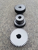 Rak dan Pinion Gigi Helikal Presisi Tinggi DIN7 M1.5 17*17*1000mm dari Skylon Wholesale untuk Router CNC