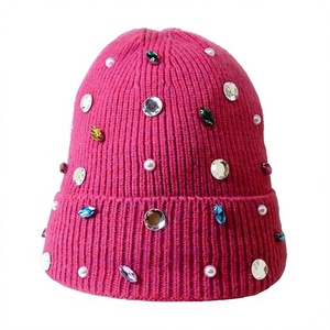 Gorro de Invierno de Punto con Cuentas de Cristal de Lujo para Mujer, Gorro de Alta Calidad Adornado con Perlas, Gorro Personalizado Suave y Cálido con Pedrería - Product Image 1