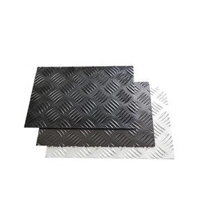 Tôle d'aluminium gaufrée à motif diamant, surface antidérapante, tôle en alliage métallique pour usage industriel - Product Image 1