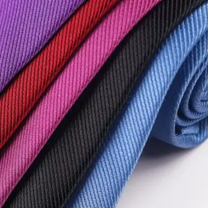 Corbatas de poliéster ajustadas a rayas para hombre, lazos de Color sólido negro y rojo en 6CM, venta al por mayor