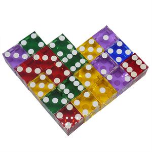 Usine <span class=keywords><strong>En</strong></span> Gros 19mm Précision Acrylique Dés À Angle Droit Transparent Logo-Imprimé Divertissement <span class=keywords><strong>En</strong></span> Plastique Dés - Product Image 2