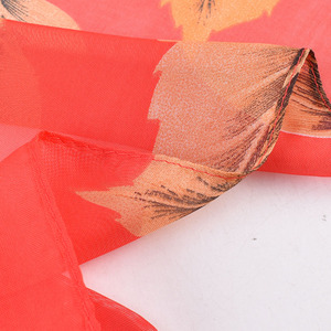 Scialle di Chiffon 150*50cm personalizzabile in cotone/foglia di seta motivo caldo nuovo autunno amichevole scialle da <span class=keywords><strong>donna</strong></span> di lusso primavera 2025 - Product Image 4