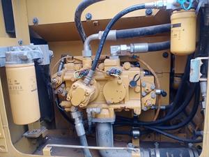 Excavadora de Orugas Confiable con Capacidad de Elevación y Alcance Superiores, Excavadora Usada Cat 318D2 para Desarrollo de Infraestructura - Product Image 6