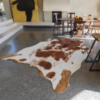 Langlebige und Große Kuhfell-Teppiche, Geeignet für Schlafzimmer Wohnzimmer Western-Dekor, Polyester Tierfell-Teppich, Braun